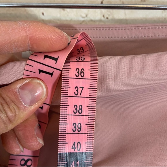 Dusty pink high rise active leggings size small - Picture 7 of 10